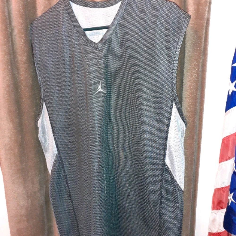 Nike Air Jordan Reversable sleeveless